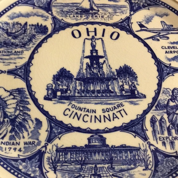 Vintage Ohio 1960s Tourist Souvenir Blue & White Ceramic Plate Collector Decor - Picture 13 of 17